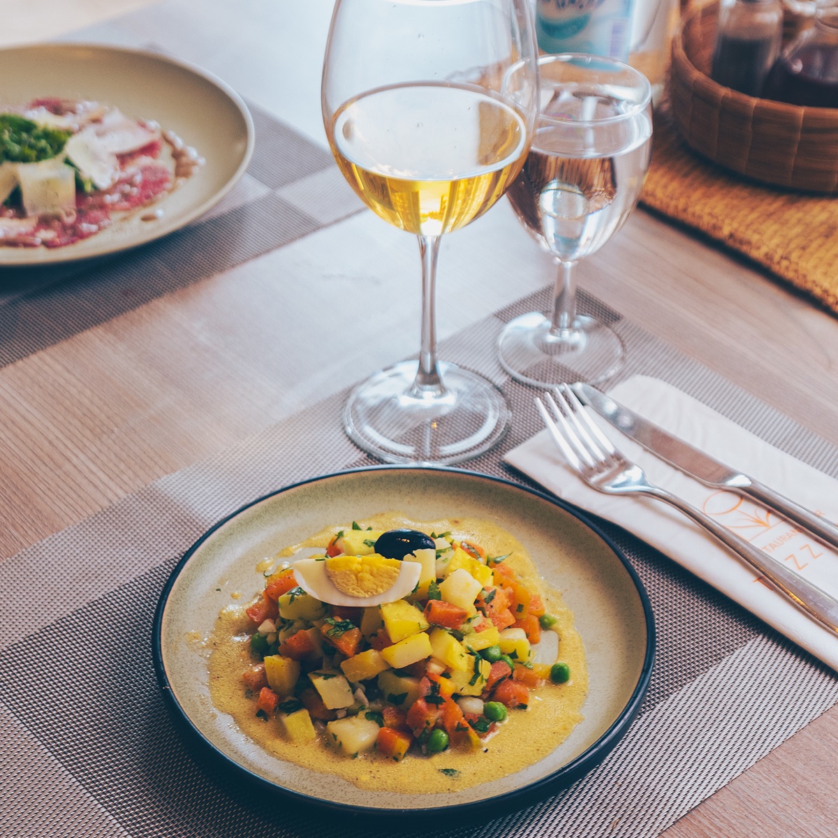 Le restaurant Tazzert aux Jardins de Toumana